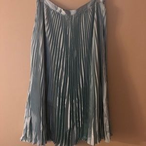 BCBG pleated skirt